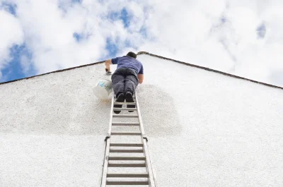 Peinture extérieure à Genouilly — façades et ravalement